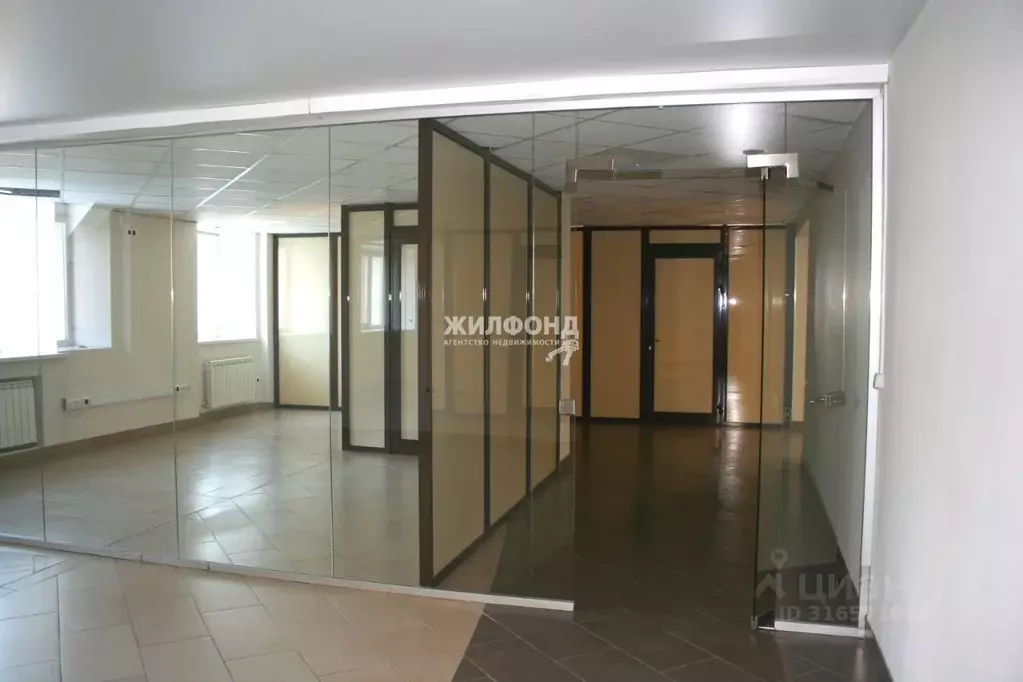 Офис в Новосибирская область, Новосибирск Ипподромская ул., 44 (185 м) - Фото 2