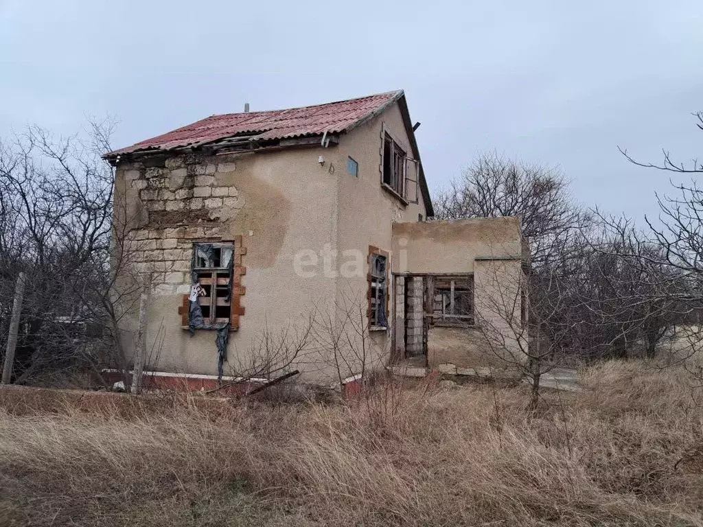 Дом в Крым, Симферопольский район, 3-й массив садовые участки ул. ... - Фото 0