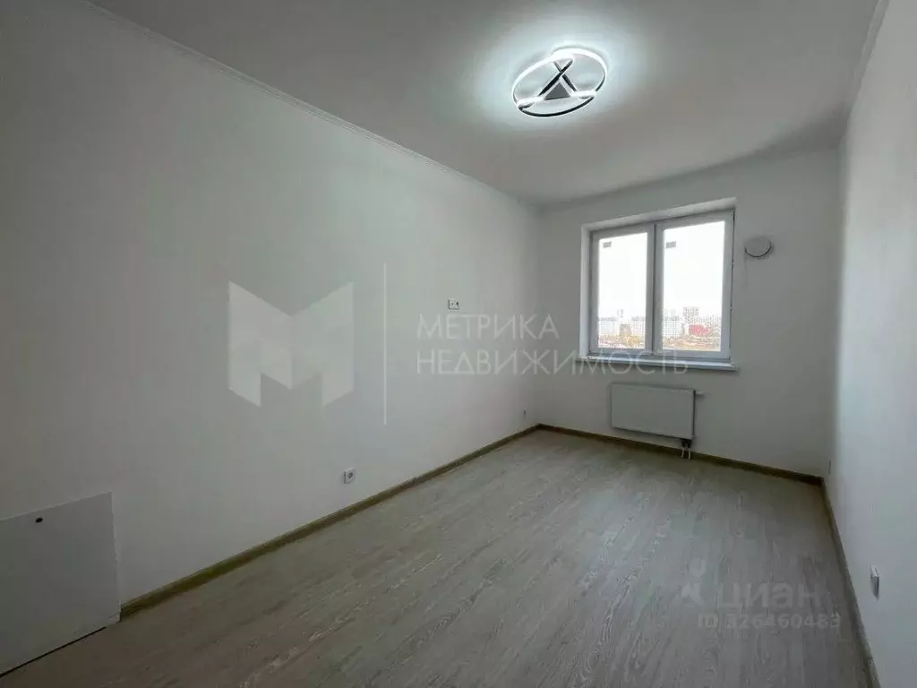 Студия Тюменская область, Тюмень ул. 2-я Луговая, 22к2 (20.0 м) - Фото 1