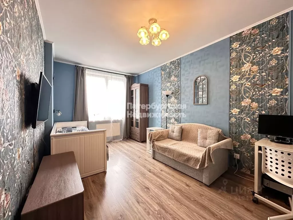 1-к кв. Санкт-Петербург ул. Русановская, 17к2 (35.7 м) - Фото 0