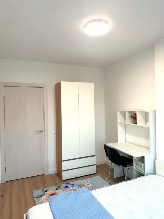 3-к кв. Москва Очаковское ш., 5к1 (50.0 м) - Фото 2