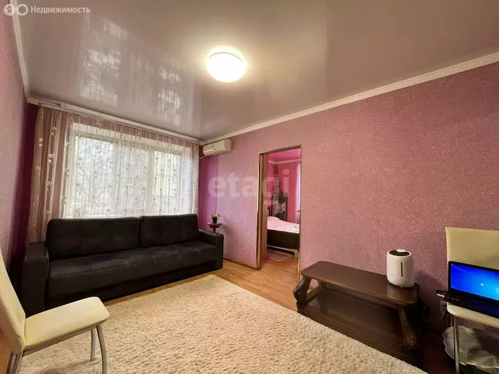 2-комнатная квартира: Невинномысск, улица Калинина, 163 (38 м) - Фото 0
