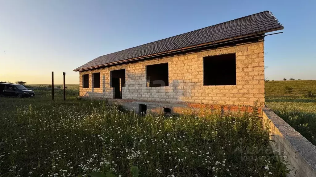 Дом в Ингушетия, Назрань ул. М.Ю. Дарсигова (147 м) - Фото 0