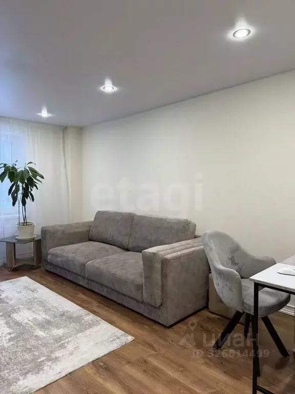 2-к кв. Свердловская область, Екатеринбург ул. Юмашева, 1 (66.1 м) - Фото 2