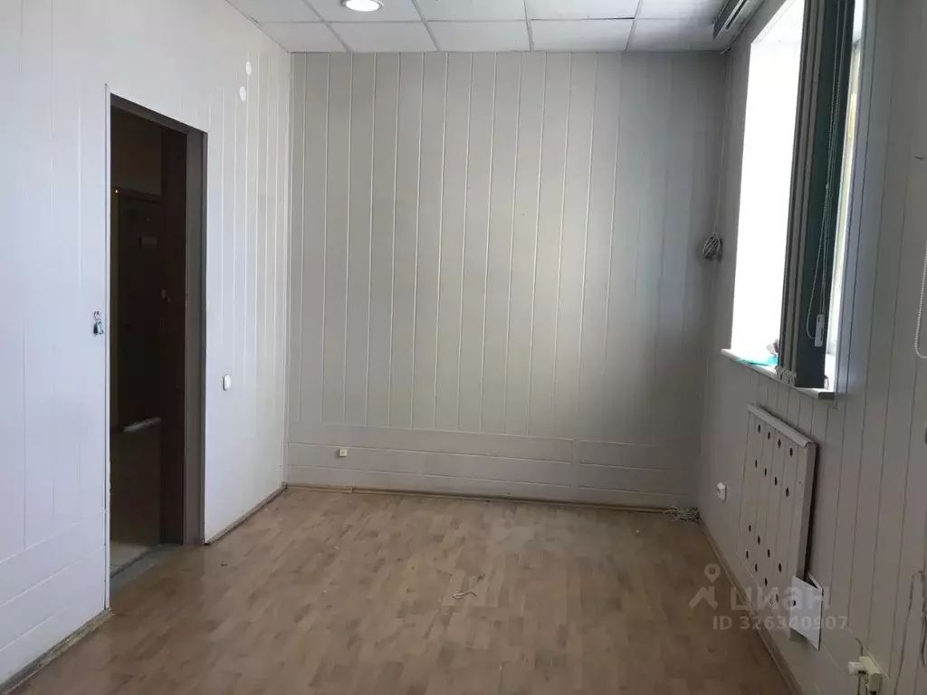 Офис в Челябинская область, Челябинск ул. Орджоникидзе, 43 (16 м) - Фото 1