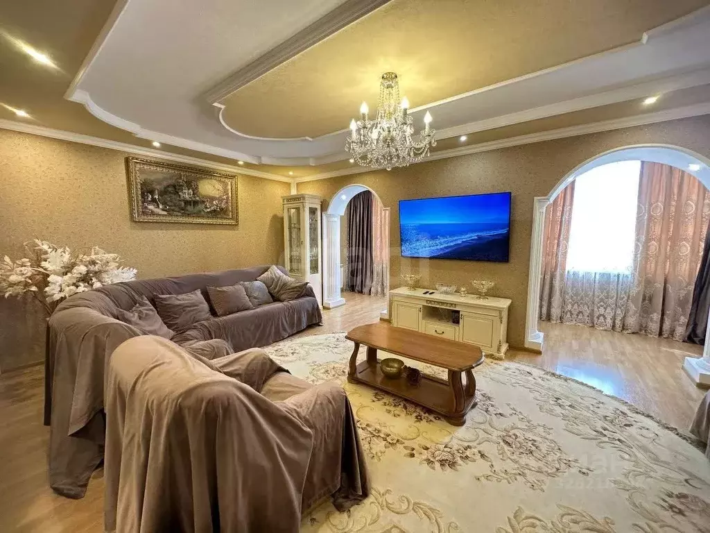 4-к кв. Северная Осетия, Владикавказ Владикавказская ул., 61 (200.0 м) - Фото 1