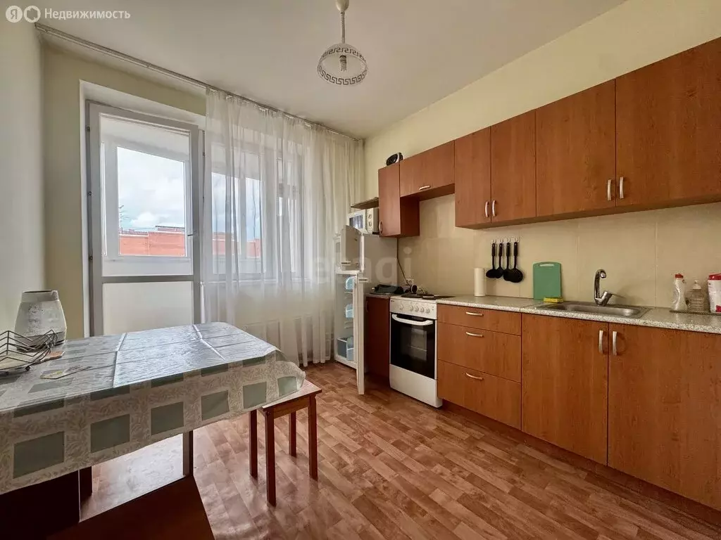 2-комнатная квартира: Тюмень, улица Газовиков, 49 (43.5 м) - Фото 2