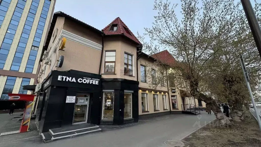 Торговая площадь в Тюменская область, Тюмень ул. Республики, 141 (60 ... - Фото 1