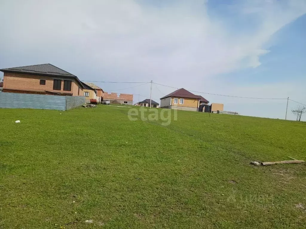 Участок в Ингушетия, Назрань ул. Р.Х. Наурбиева, 74 (6.0 сот.) - Фото 0