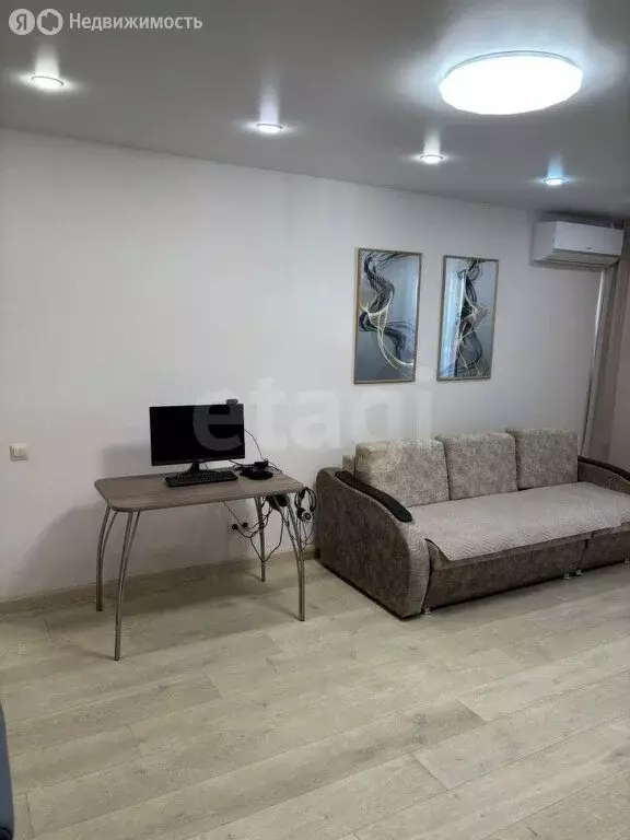 2-комнатная квартира: Киров, Октябрьский проспект, 117 (63 м) - Фото 1