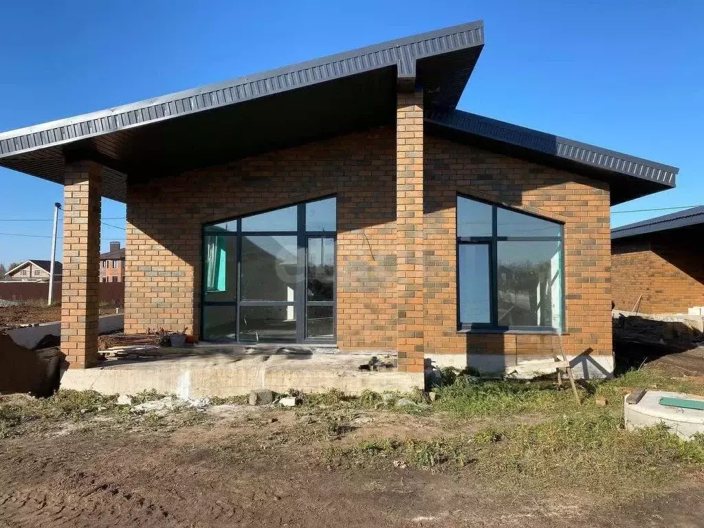 Дом в Башкортостан, Уфимский район, Русско-Юрмашский сельсовет, д. ... - Фото 1