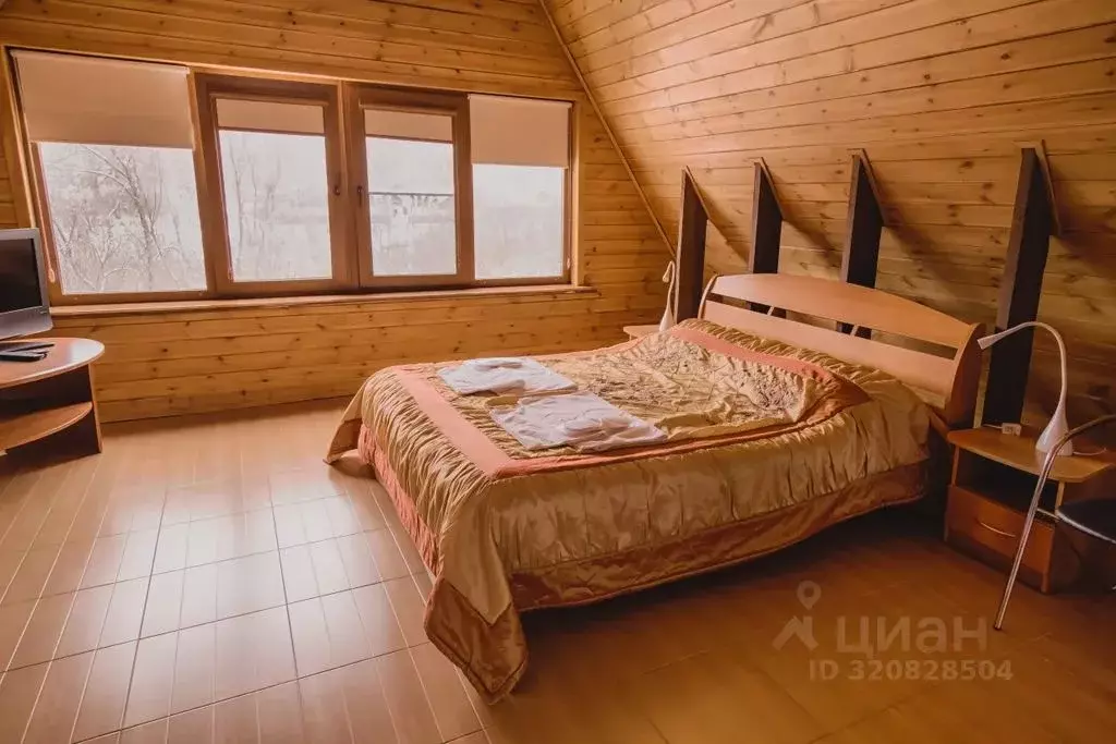 Дом в Башкортостан, Белорецкий район, Абзаковский сельсовет, с. ... - Фото 1