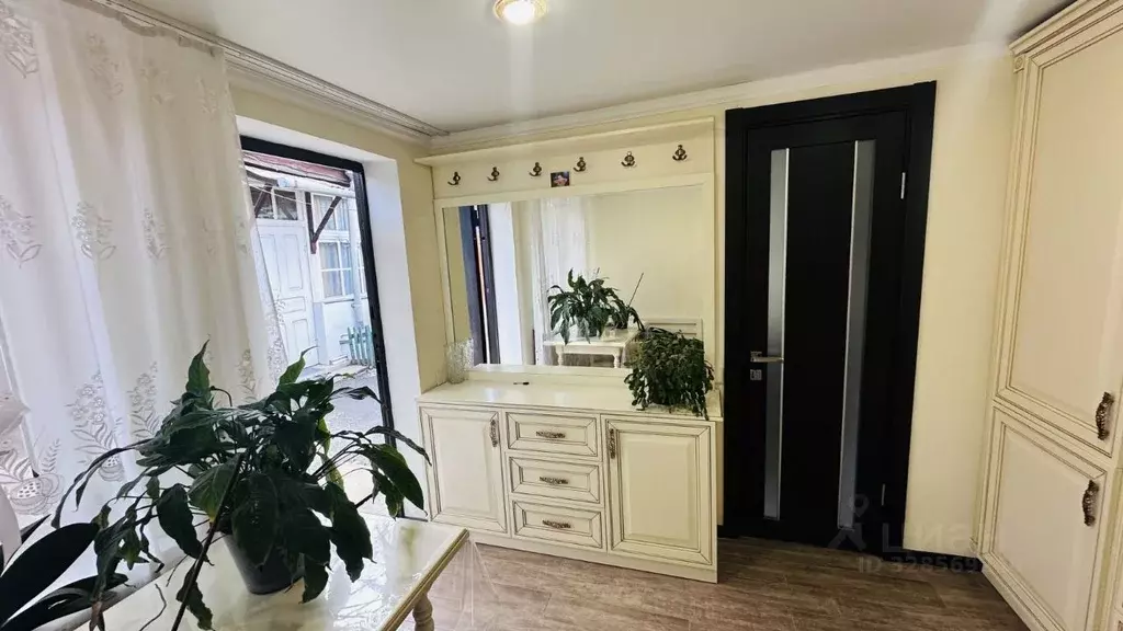 Дом в Северная Осетия, Владикавказ ул. Куйбышева, 33 (45 м) - Фото 2