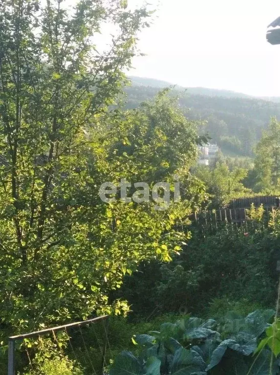 Дом в Красноярский край, Красноярск Базайская ул., 130А (50 м) - Фото 0