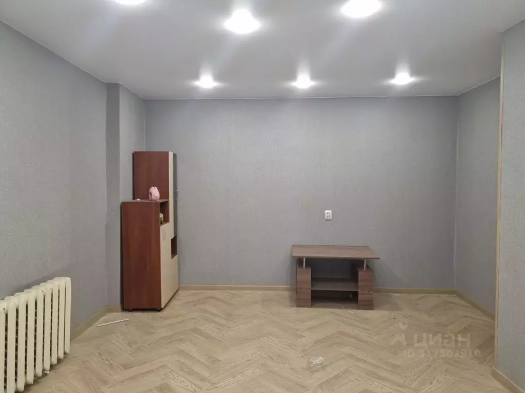 2-к кв. Владимирская область, Собинка ул. Калинина, 2А (42.3 м) - Фото 0