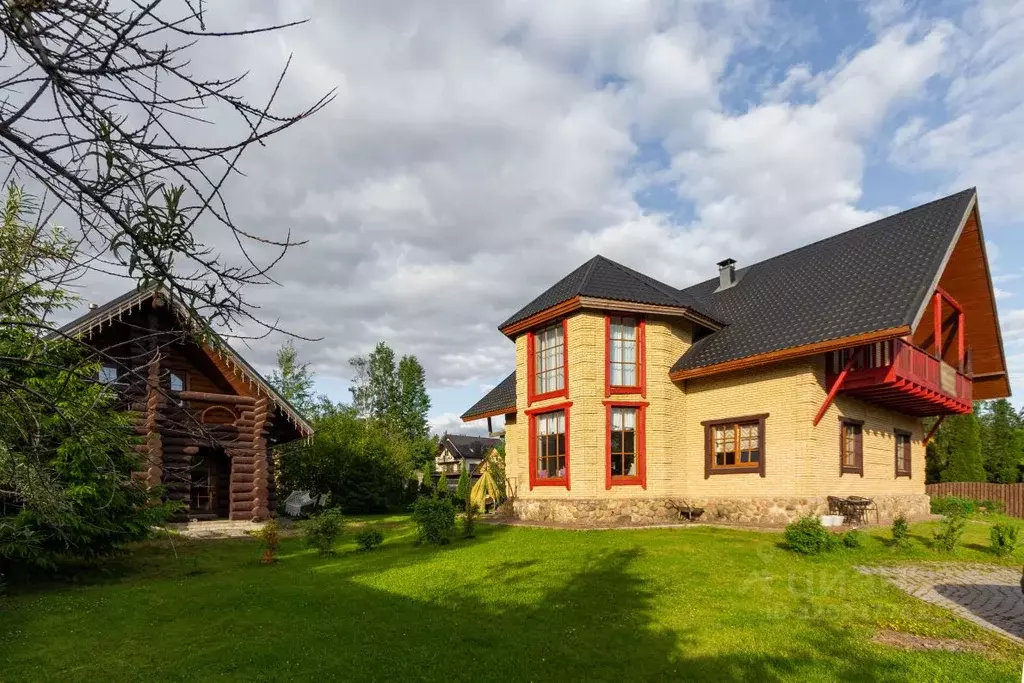 Дом в Ленинградская область, Выборгский район, Рощино пгт  (250 м) - Фото 2