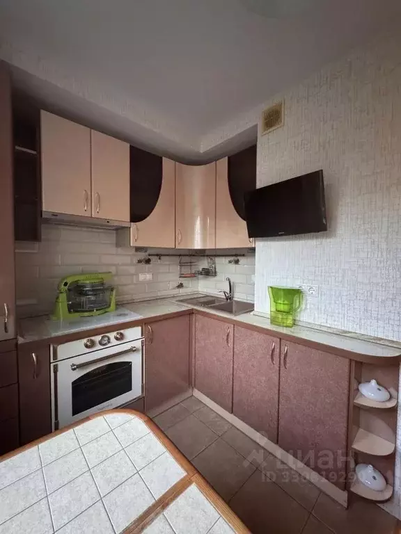 1-к кв. Москва ул. Маршала Федоренко, 16/2к2 (37.3 м) - Фото 0