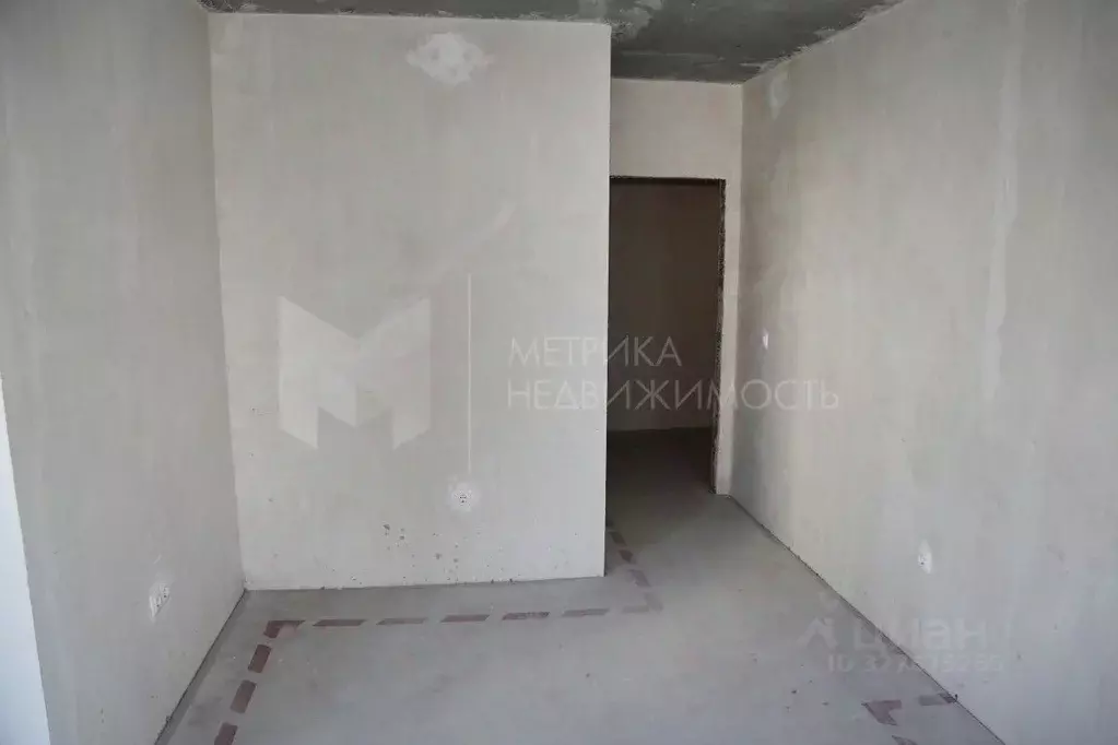 2-к кв. Тюменская область, Тюмень ул. 50 лет Октября, 57Б (55.5 м) - Фото 1