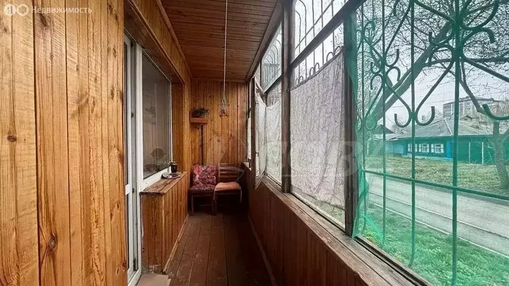 2-комнатная квартира: Тюмень, Уральская улица, 10 (47 м) - Фото 0