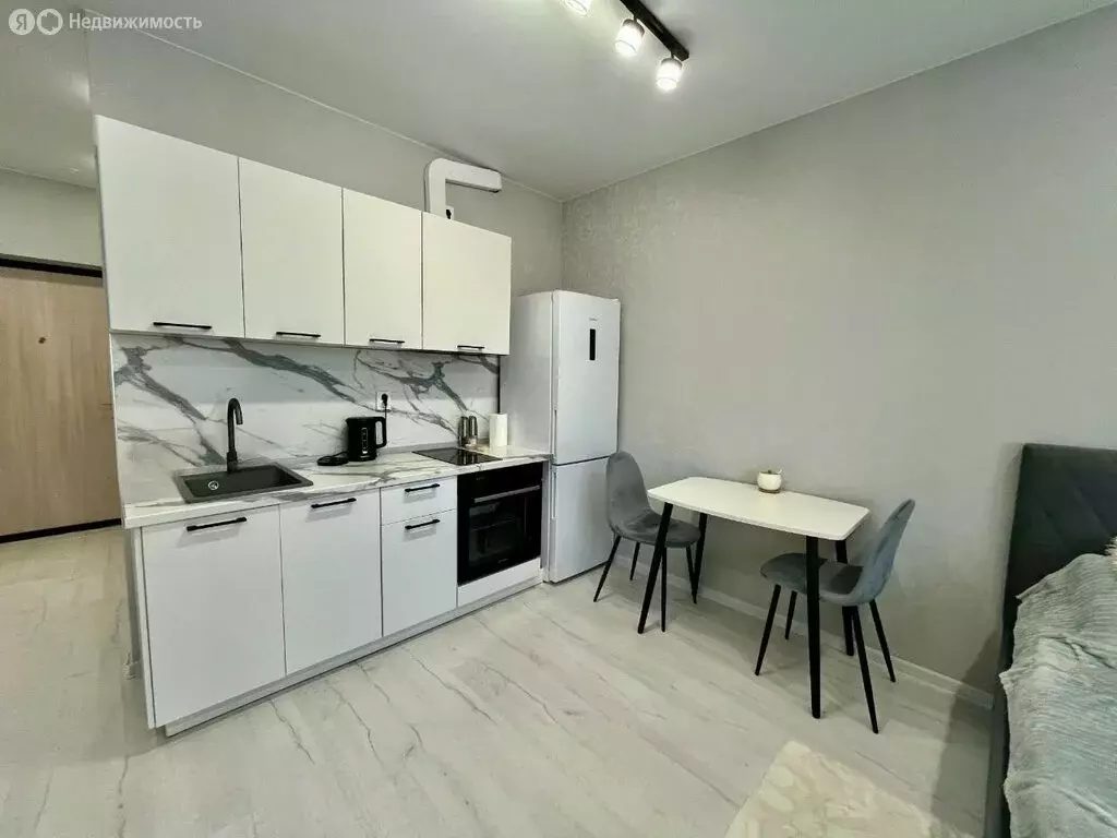 Квартира-студия: Екатеринбург, Таватуйская улица, 14А (29.8 м) - Фото 2