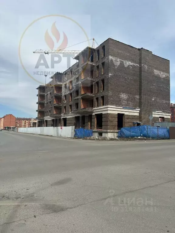 2-к кв. Северная Осетия, Владикавказ ул. Генерала Дзусова, 6В (81.0 м) - Фото 1