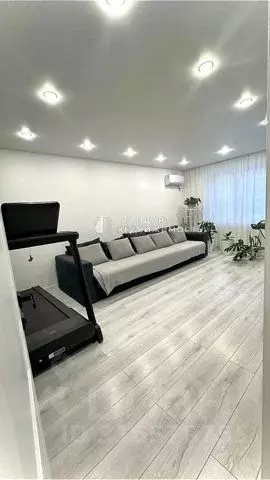 3-к кв. Тюменская область, Тюмень ул. Константина Посьета, 5 (93.2 м) - Фото 0