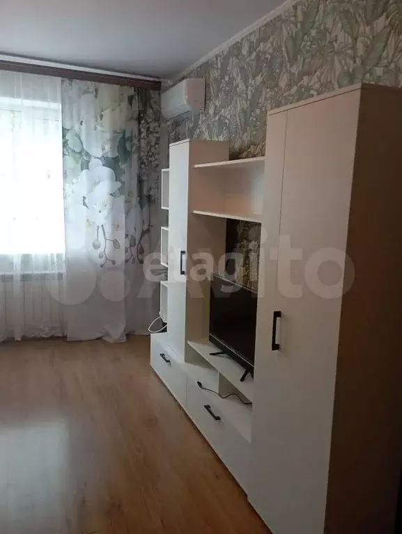 3-к. квартира, 61 м, 2/9 эт. - Фото 0