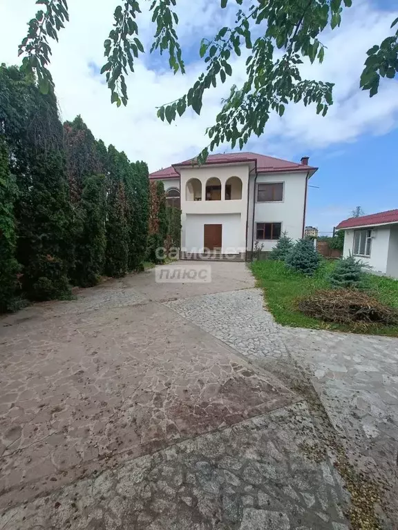 Дом в Кабардино-Балкария, Нальчик ул. Симиренко, 302 (375 м) - Фото 0