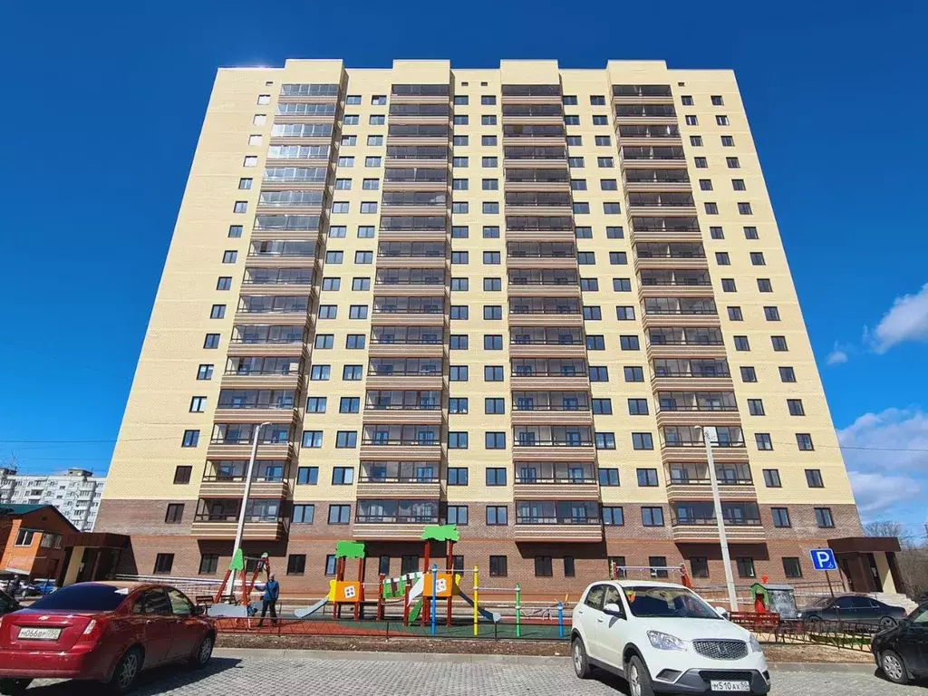 3-к кв. Московская область, Дмитров Оборонная ул., 32 (77.6 м) - Фото 0