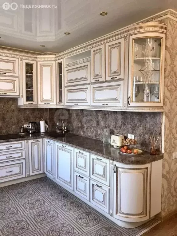 3-комнатная квартира: Тюмень, улица Николая Фёдорова, 6 (93.9 м) - Фото 1