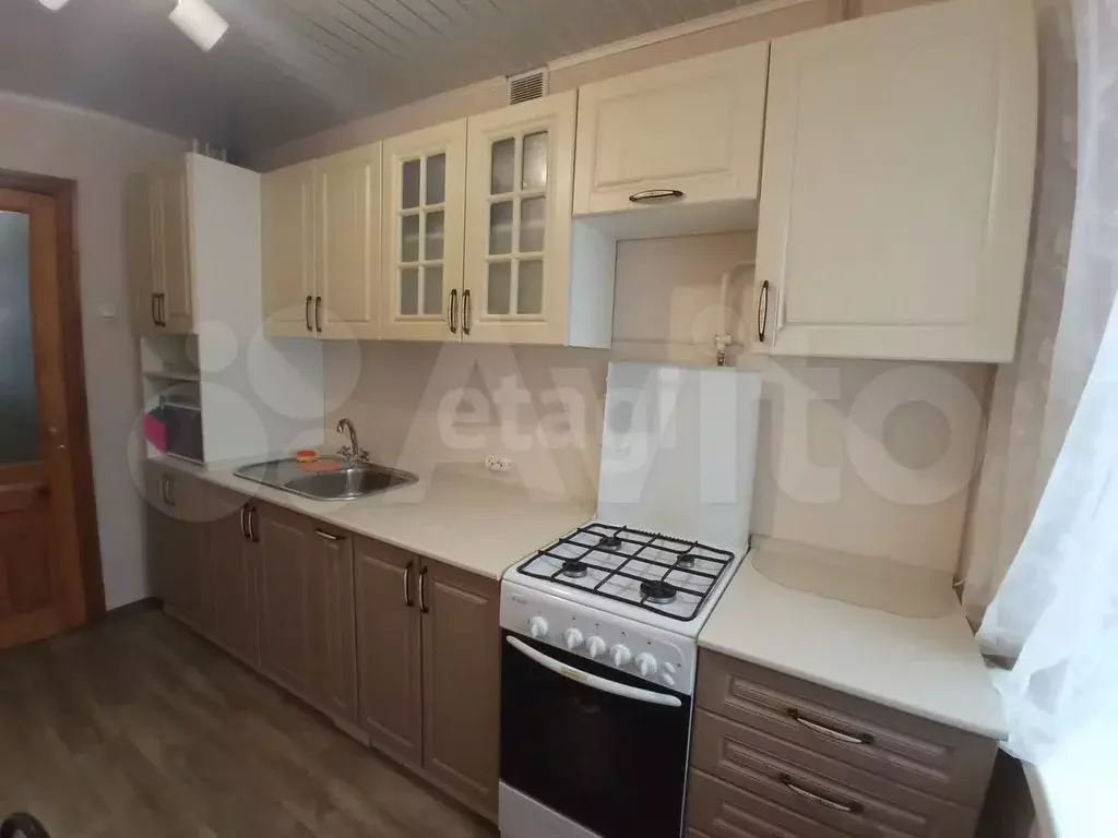 1-к. квартира, 40 м, 1/5 эт. - Фото 1