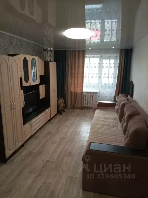 3-к кв. Челябинская область, Троицк Путевая ул., 16А (60.0 м) - Фото 1