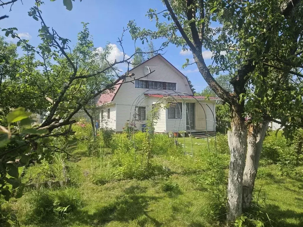 Дом в Ленинградская область, Гатчинский район, Красницы садоводческий ... - Фото 0