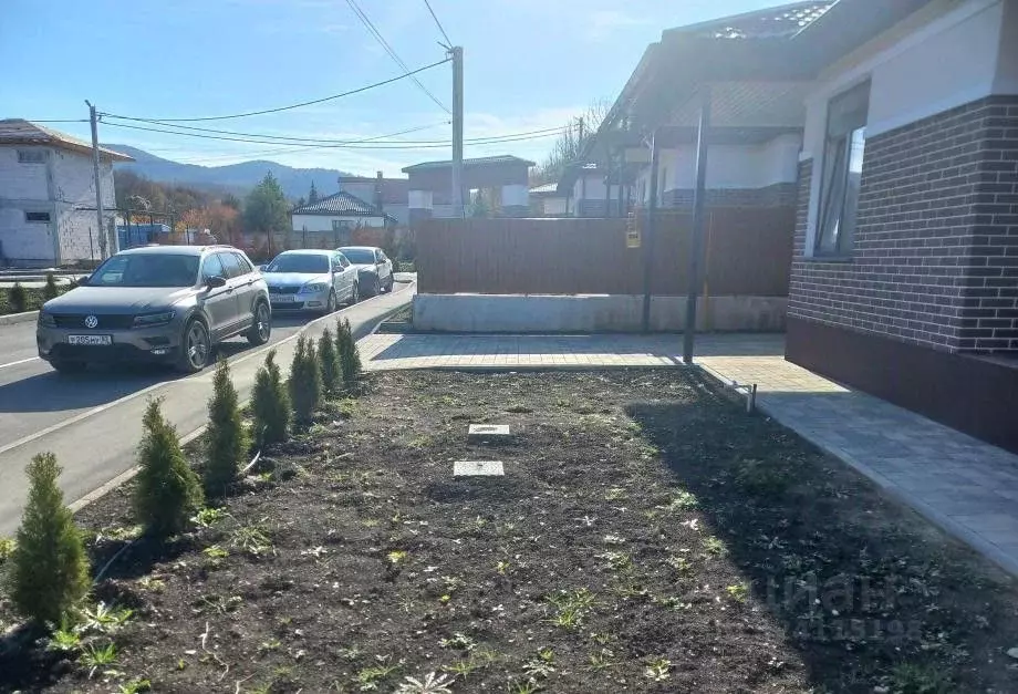 Дом в Крым, Симферопольский район, Добровское с/пос, с. Краснолесье ... - Фото 1