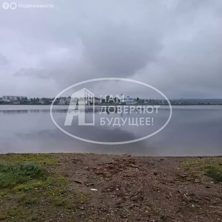 3-комнатная квартира: Добрянка, Красноармейская улица, 2 (53.6 м) - Фото 1