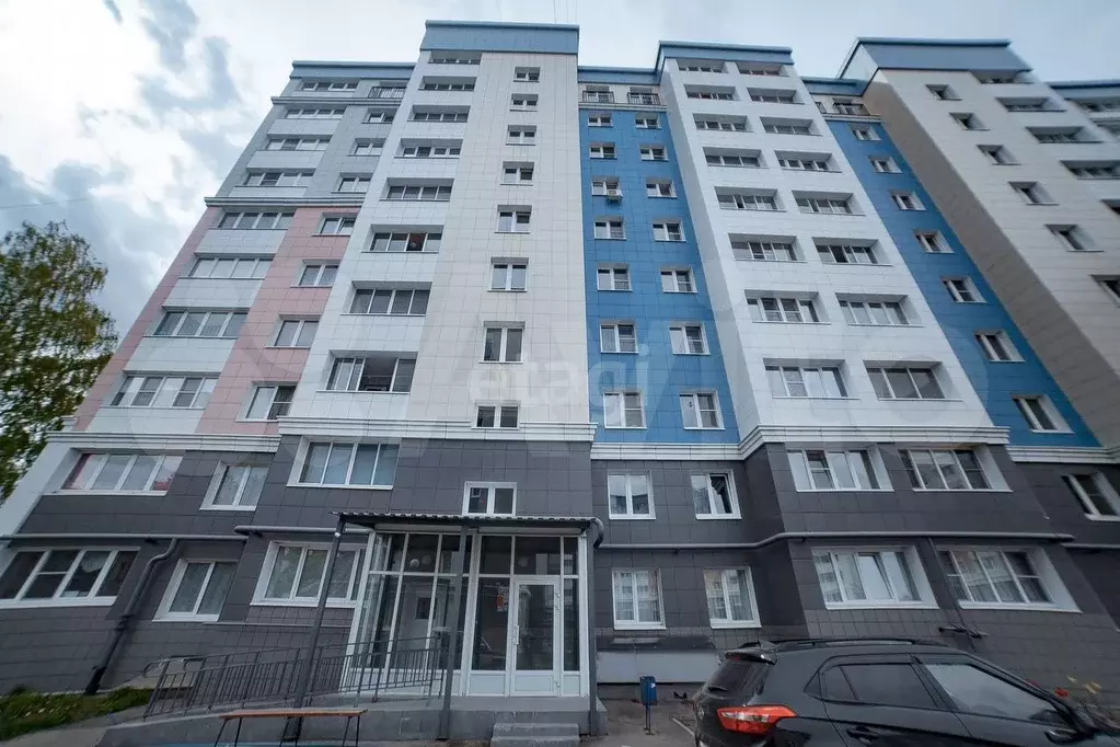 Продам помещение свободного назначения, 2.2 м - Фото 0