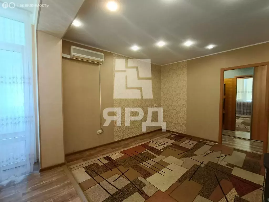 3-комнатная квартира: Таганрог, улица Сергея Лазо, 5-3 (63 м) - Фото 1