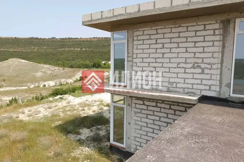 Дом в Севастополь с. Пироговка, ул. Льва Толстого (362 м) - Фото 1