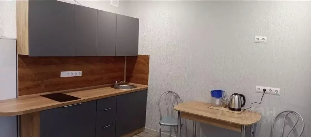 Студия Иркутская область, Иркутск ул. Красный Путь, 63 (28.0 м) - Фото 1