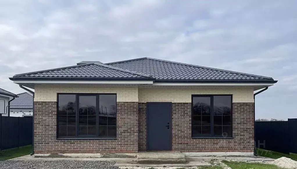 Дом в Северная Осетия, Владикавказ пл. Свободы (70 м) - Фото 2