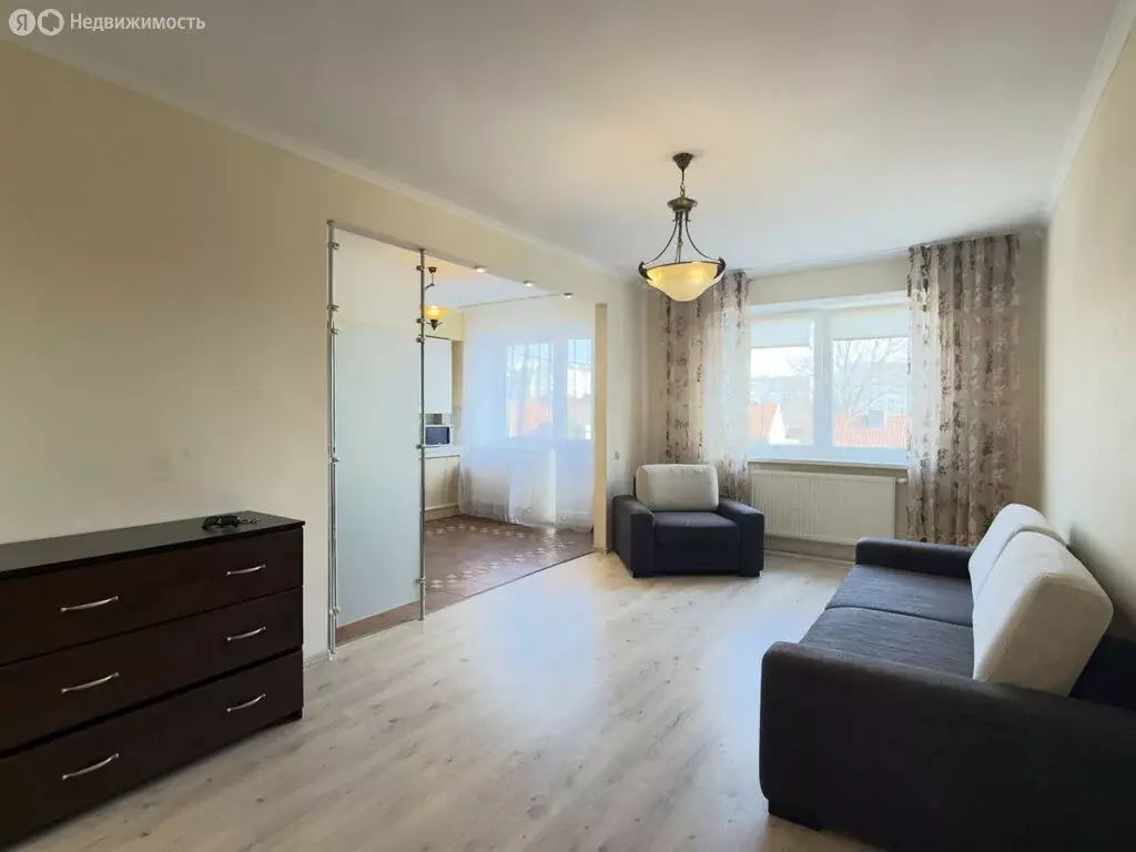 1-комнатная квартира: Калининград, улица Баженова, 13А (42.3 м) - Фото 2