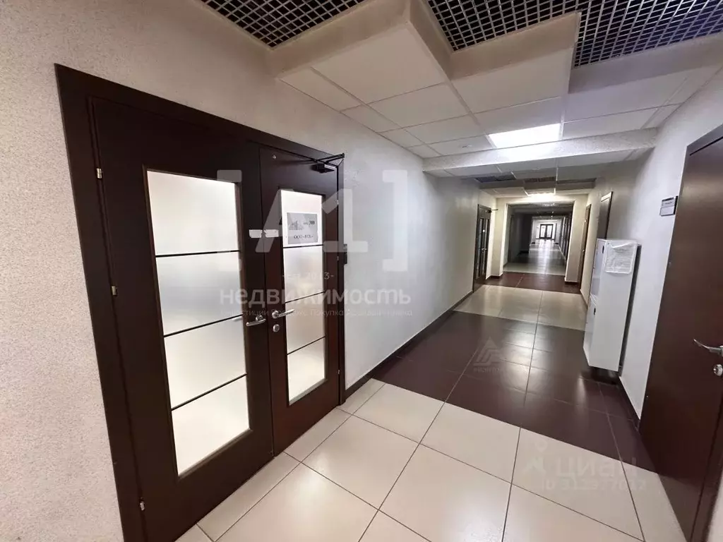 Офис в Челябинская область, Челябинск Комсомольский просп., 10/2 (54 ... - Фото 1