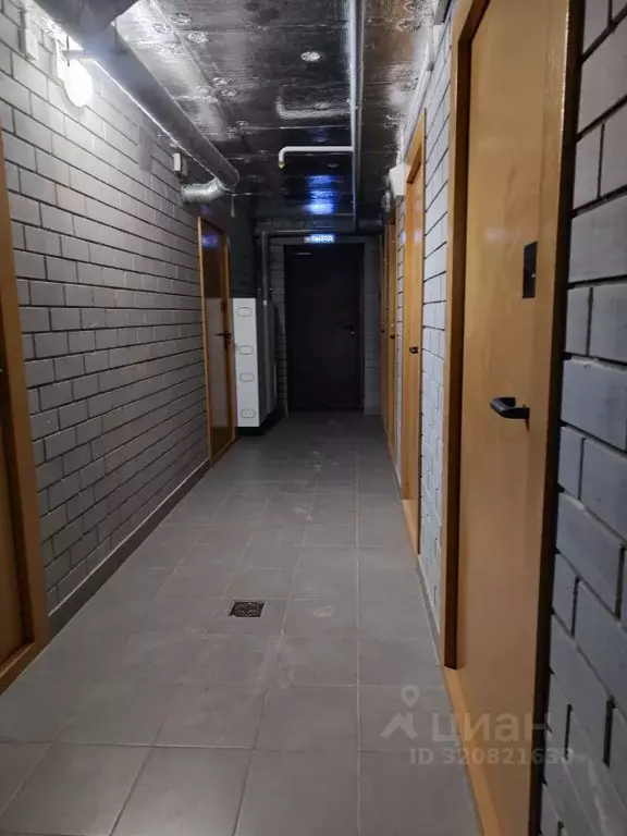 Склад в Алтайский край, Барнаул ул. Сергея Семенова, 27к2 (4 м) - Фото 1