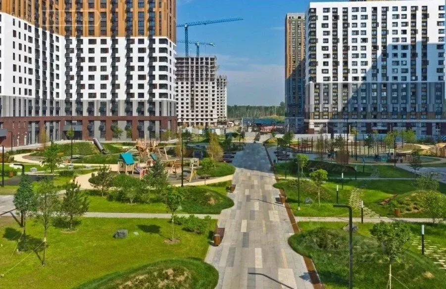 3-к кв. Москва, Москва, Московский г. ул. Никитина, 11к1 (97.8 м) - Фото 1