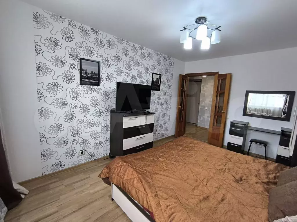 1-к. квартира, 40 м, 5/5 эт. - Фото 1