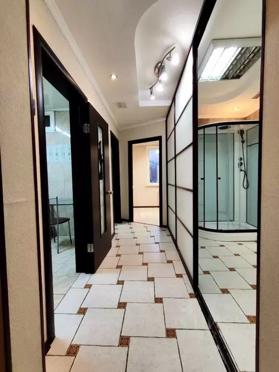 Помещение свободного назначения в Красноярский край, Красноярск ул. ... - Фото 1