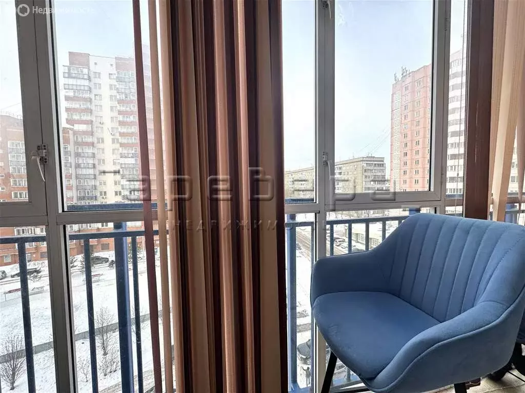 3-комнатная квартира: Красноярск, Новосибирская улица, 1А (70 м) - Фото 2