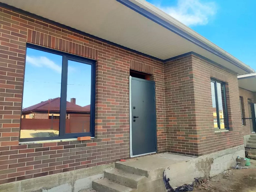 Дом в Ростовская область, Батайск Минская ул. (100 м) - Фото 1