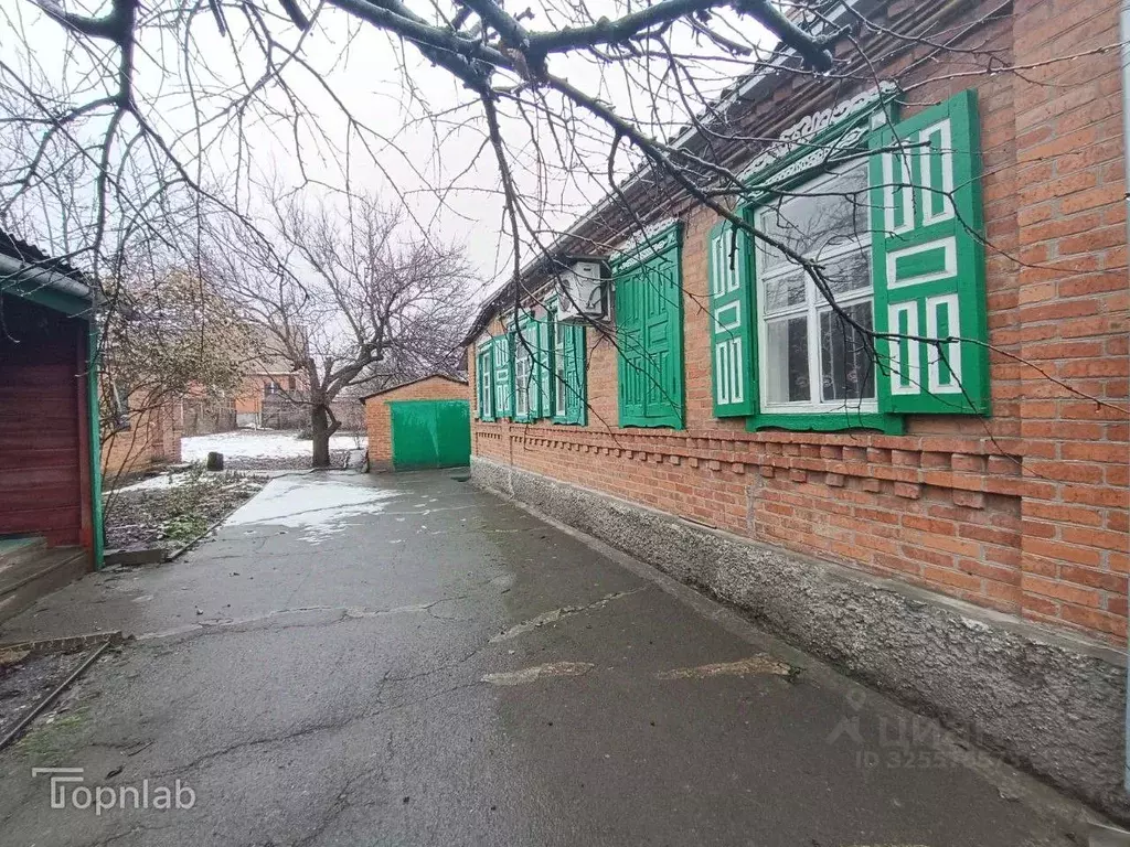 Дом в Ростовская область, Шахты пер. Чкалова (69 м) - Фото 1