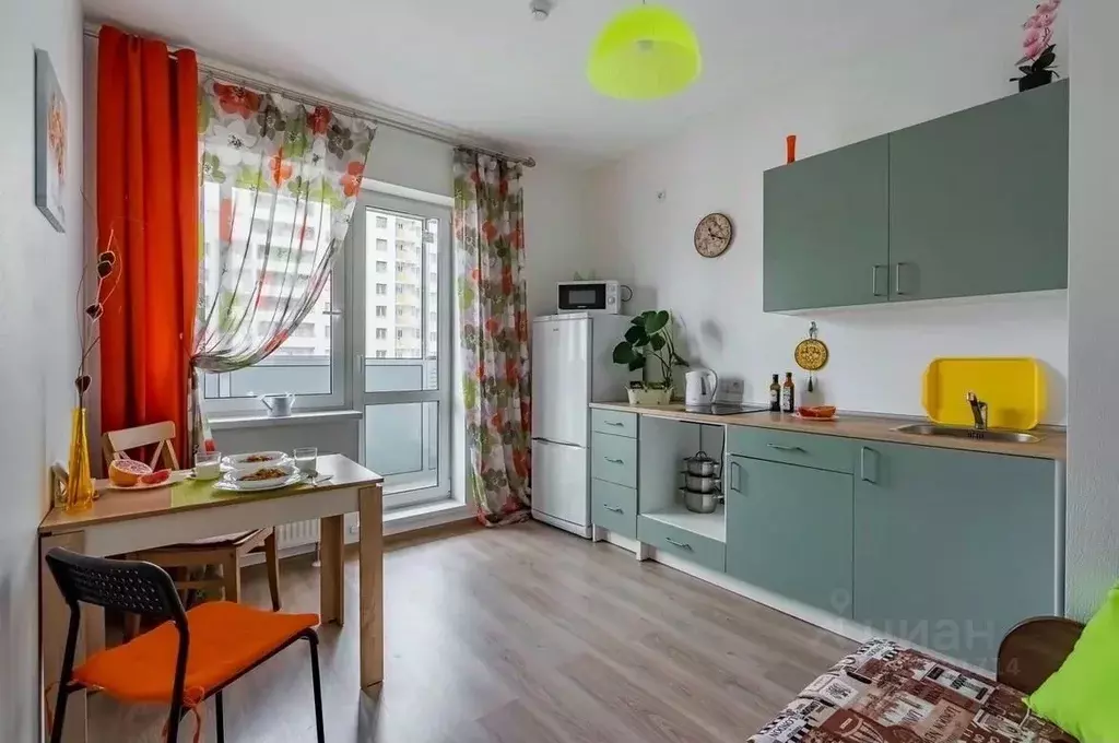 1-к кв. Санкт-Петербург ул. Среднерогатская, 13к1 (35.0 м) - Фото 0